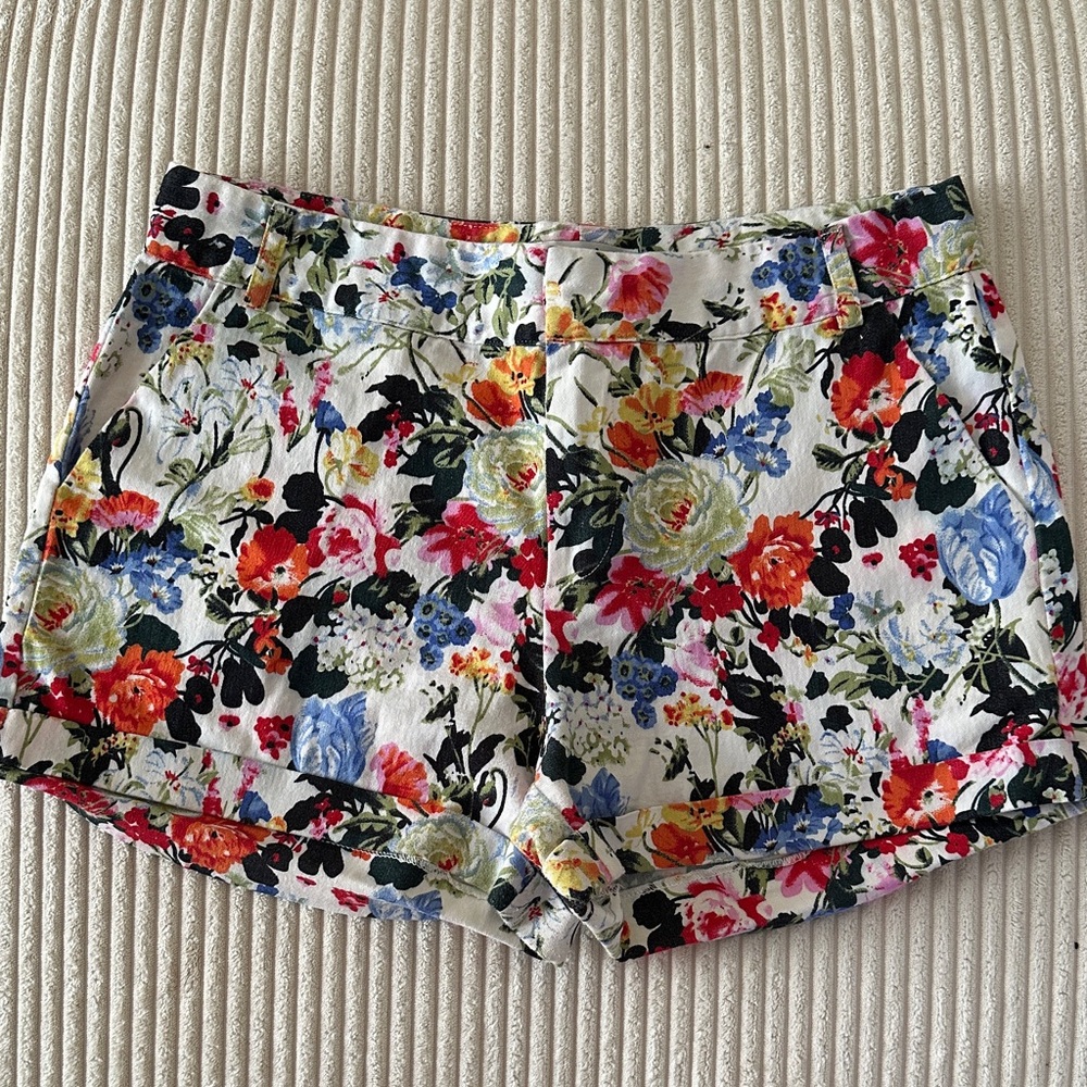 Floral Women's Shorts By Ovi in Size M